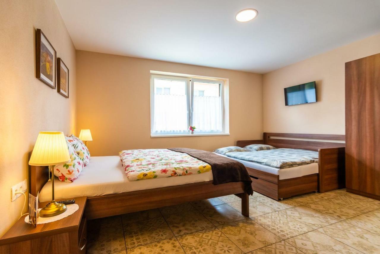 Villa Ephelia Dunajská Streda Εξωτερικό φωτογραφία